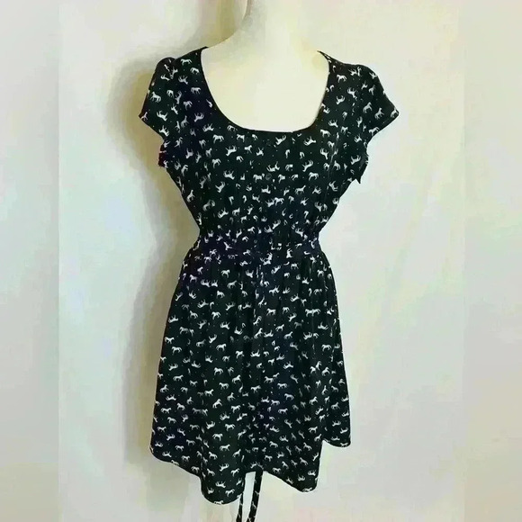 Xhilaration Dresses & Skirts - Xhilaration Pony Print Mini Black Tie Waist Dress